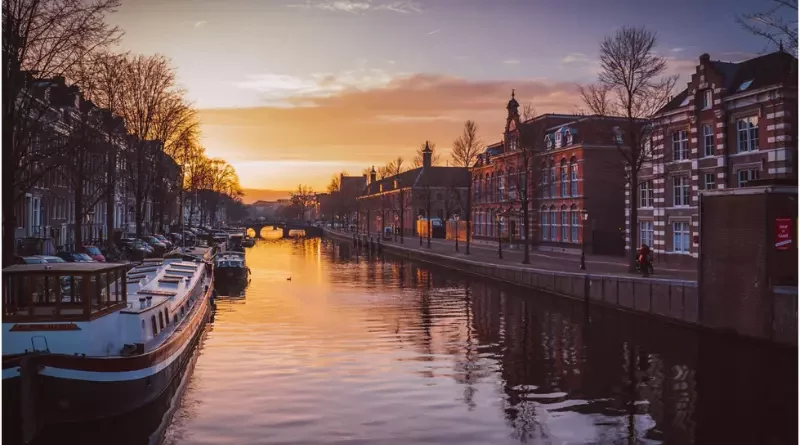 Places to Visit in Amsterdam- scoophint